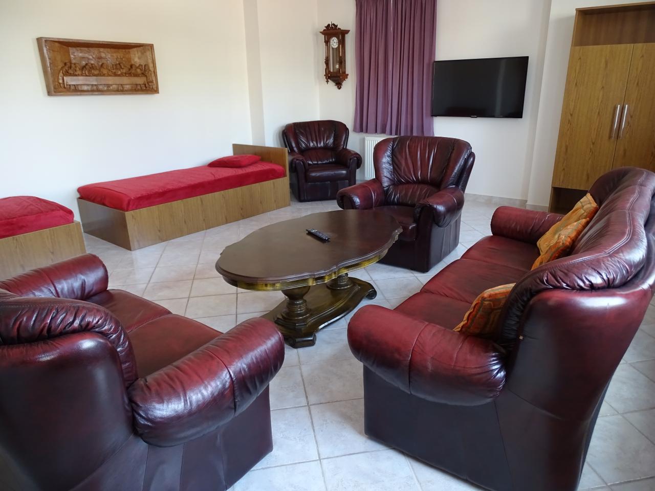 Erkélyes apartman nappali